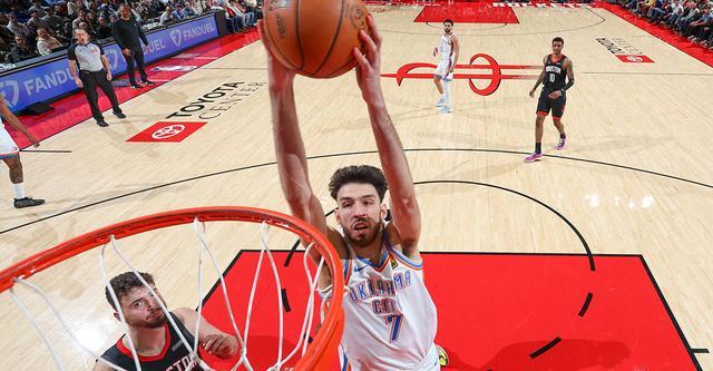 最快足球比數直播-亚历山大盛赞切特：他毫无疑问是全明星球员