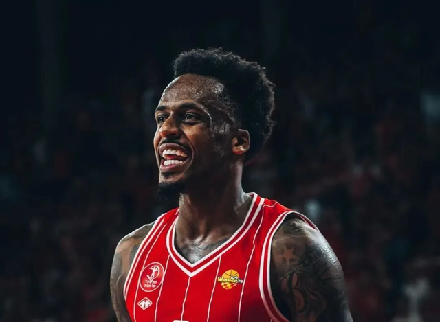 歐洲國家盃比數-重磅：布莱克尼在CBA打假球具体场次曝光，由此联想广东40分惨败