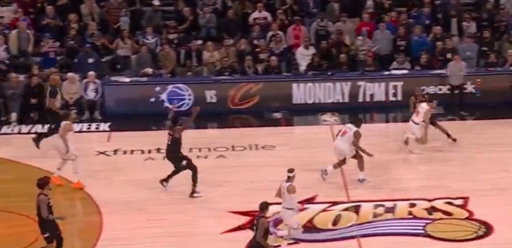 歐洲國家盃比數-致命失误立即摊手！恩比德不对眼前人犯规而举双手连走9步找裁判